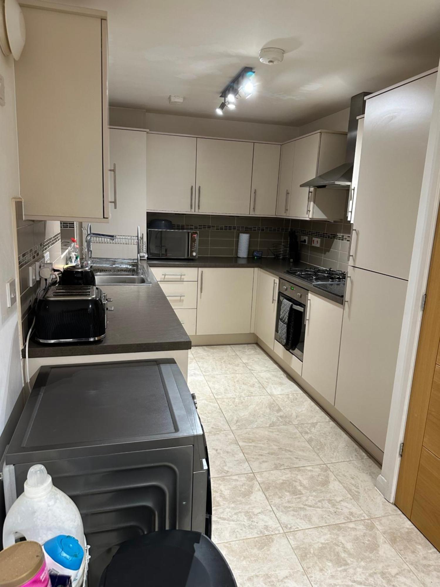 Cosy Double Bedroom In Newcastle Upon Tyne - Access To Shared Kitchen, Shared Lounge And Shared Conservatory Areas Inc Sky Tv And Netflix Exterior photo